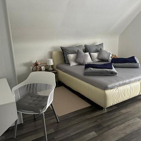 Privat Cozy Room In Mudau Exterior foto